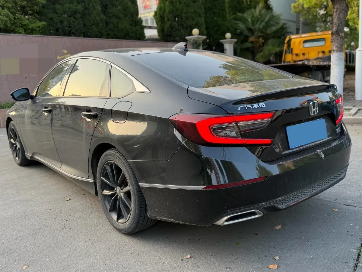 2022 Honda Accord 1.5T 194HP L4 CVT,autocango,china used car exporter,china ev exporter,chinese used car exporter,chinese used ev exporter