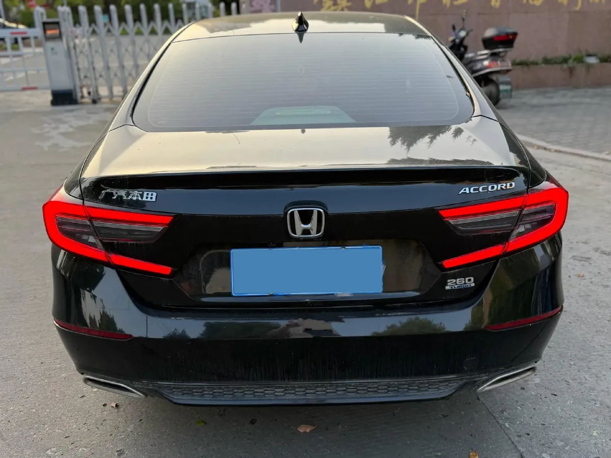 2022 Honda Accord 1.5T 194HP L4 CVT,autocango,china used car exporter,china ev exporter,chinese used car exporter,chinese used ev exporter