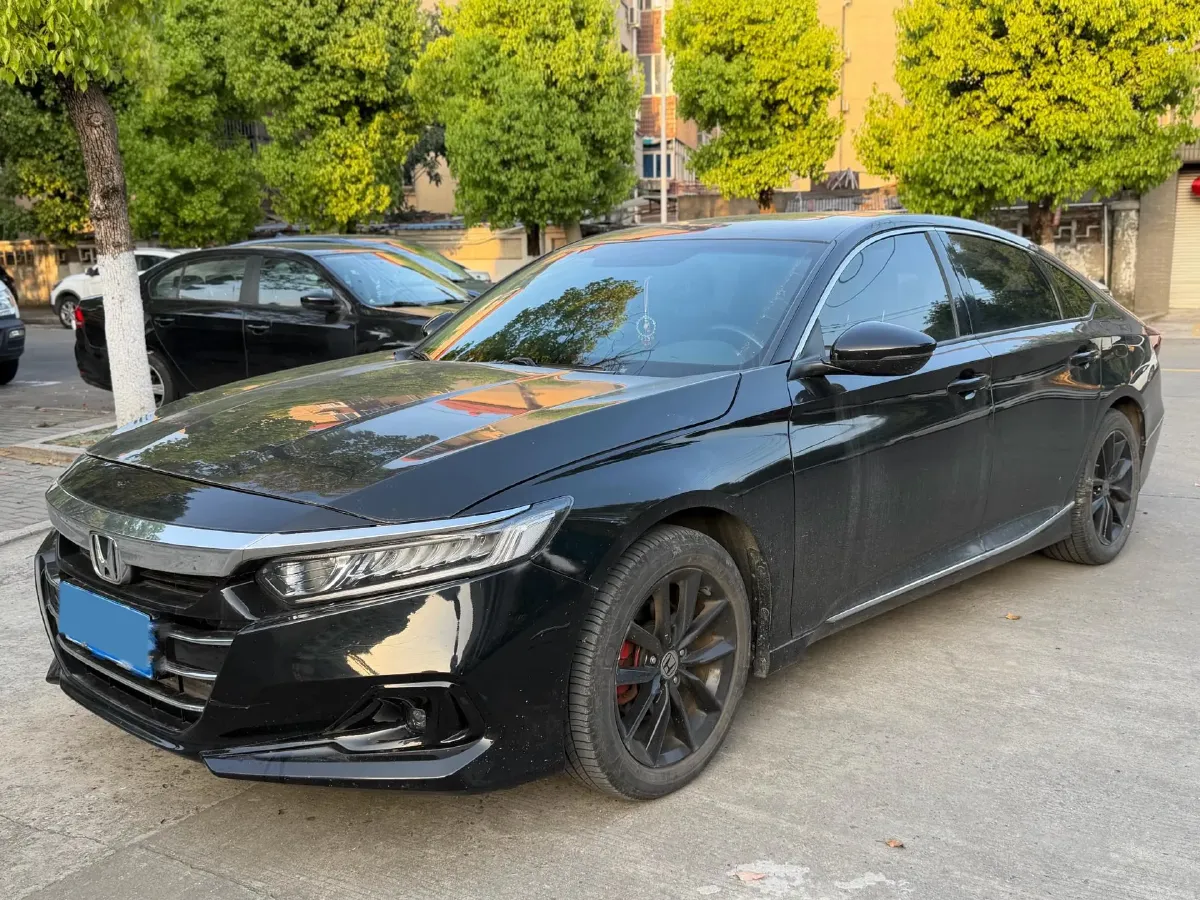 2022 Honda Accord 1.5T 194HP L4 CVT,autocango,china used car exporter,china ev exporter,chinese used car exporter,chinese used ev exporter