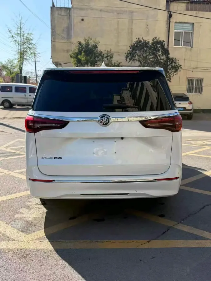 2023 Buick GL8 2.0T 237HP L4 9AT,autocango,china used car exporter,china ev exporter,chinese used car exporter,chinese used ev exporter