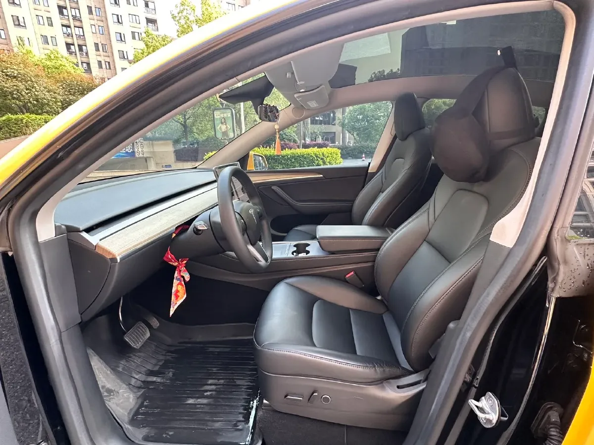 2022 Tesla Model Y BEV 60KWH,autocango,china used car exporter,china ev exporter,chinese used car exporter,chinese used ev exporter