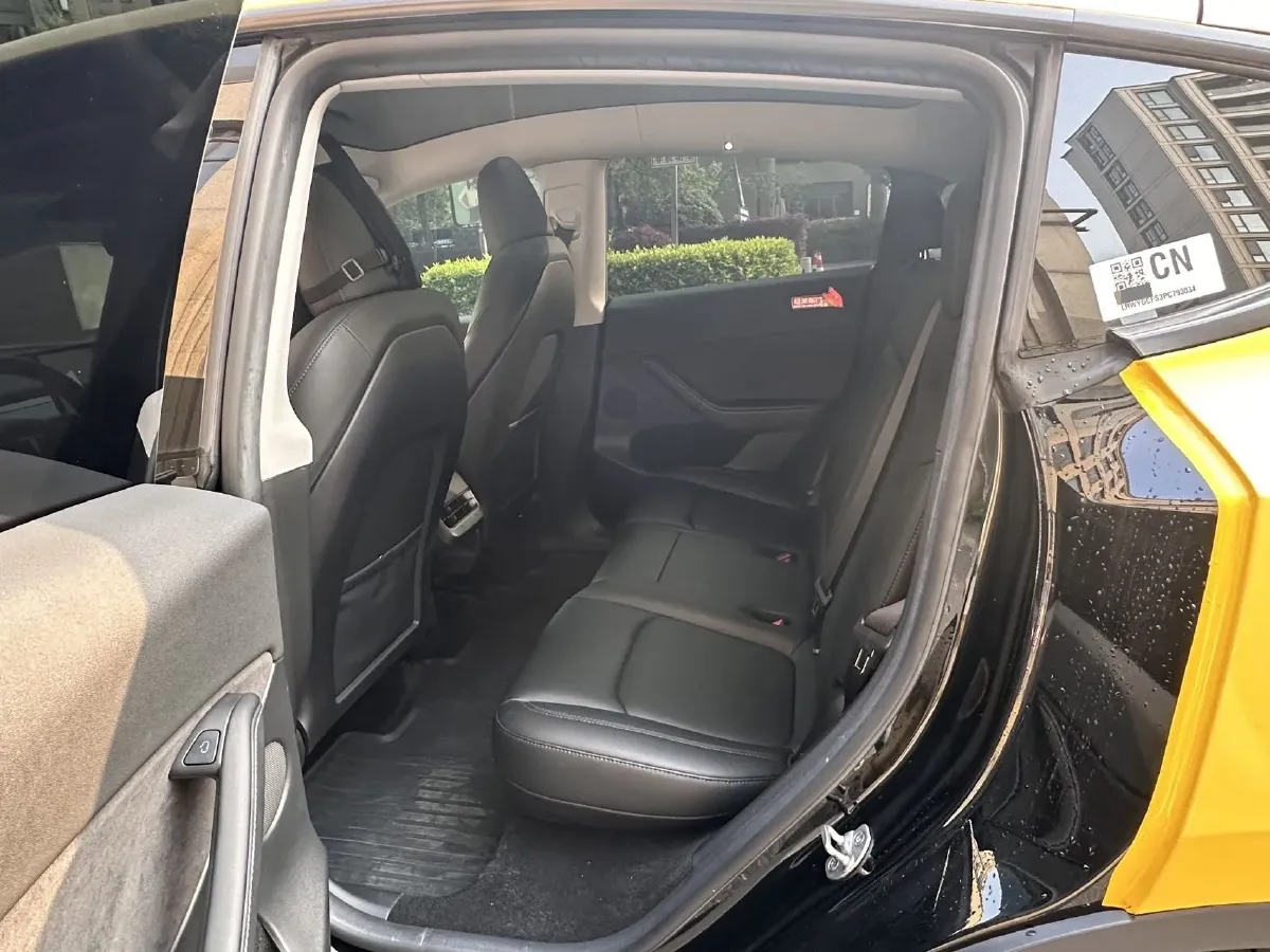 2022 Tesla Model Y BEV 60KWH,autocango,china used car exporter,china ev exporter,chinese used car exporter,chinese used ev exporter