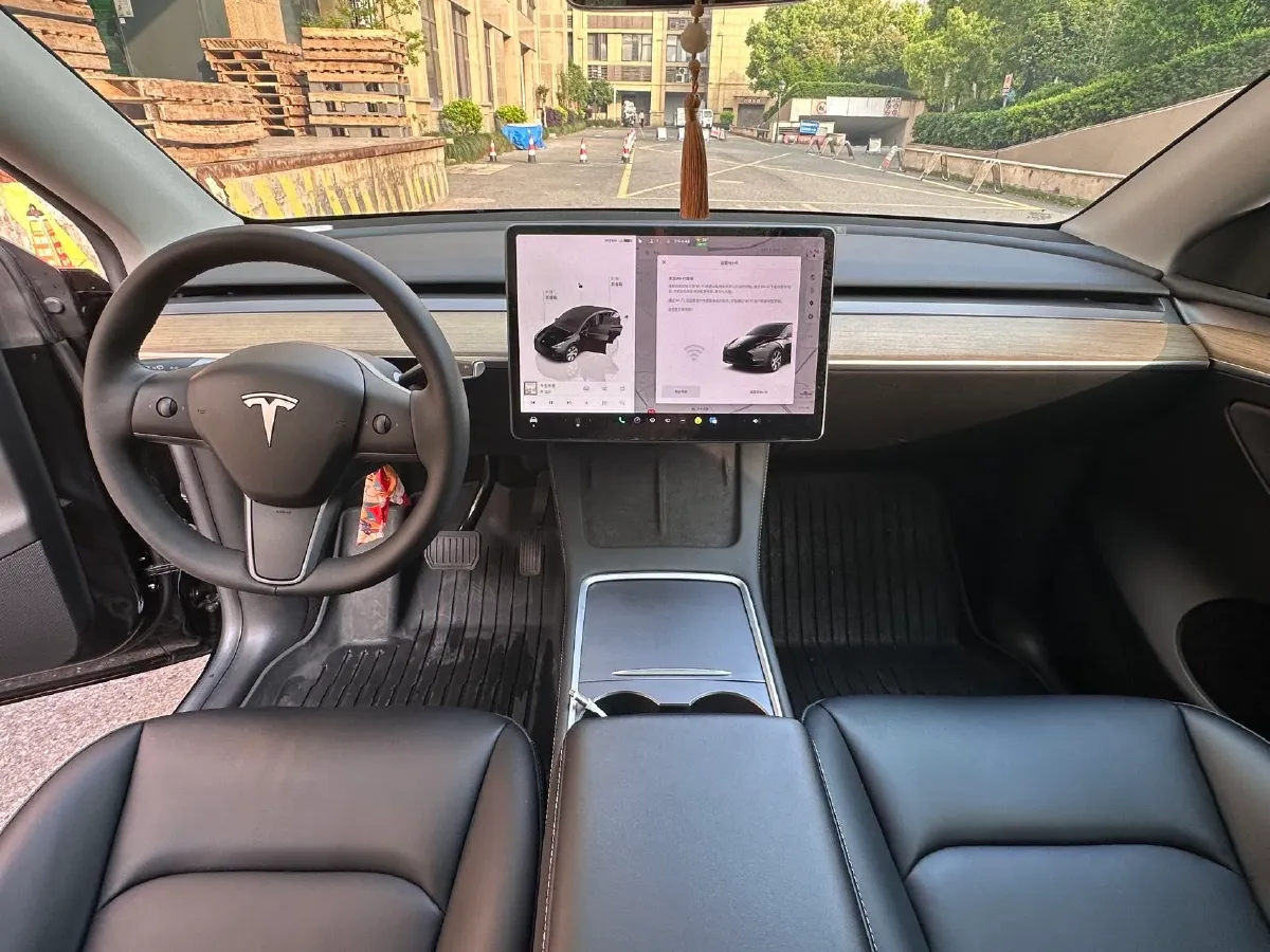 2022 Tesla Model Y BEV 60KWH,autocango,china used car exporter,china ev exporter,chinese used car exporter,chinese used ev exporter