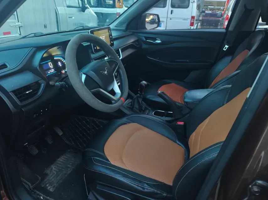 2018 WuLing HongGuang S3 1.5L 112HP L4 6MT,autocango,china used car exporter,china ev exporter,chinese used car exporter,chinese used ev exporter