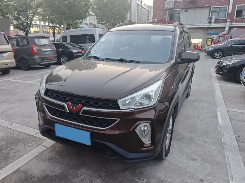 2018 WuLing HongGuang S3 1.5L 112HP L4 6MT,autocango,china used car exporter,china ev exporter,chinese used car exporter,chinese used ev exporter