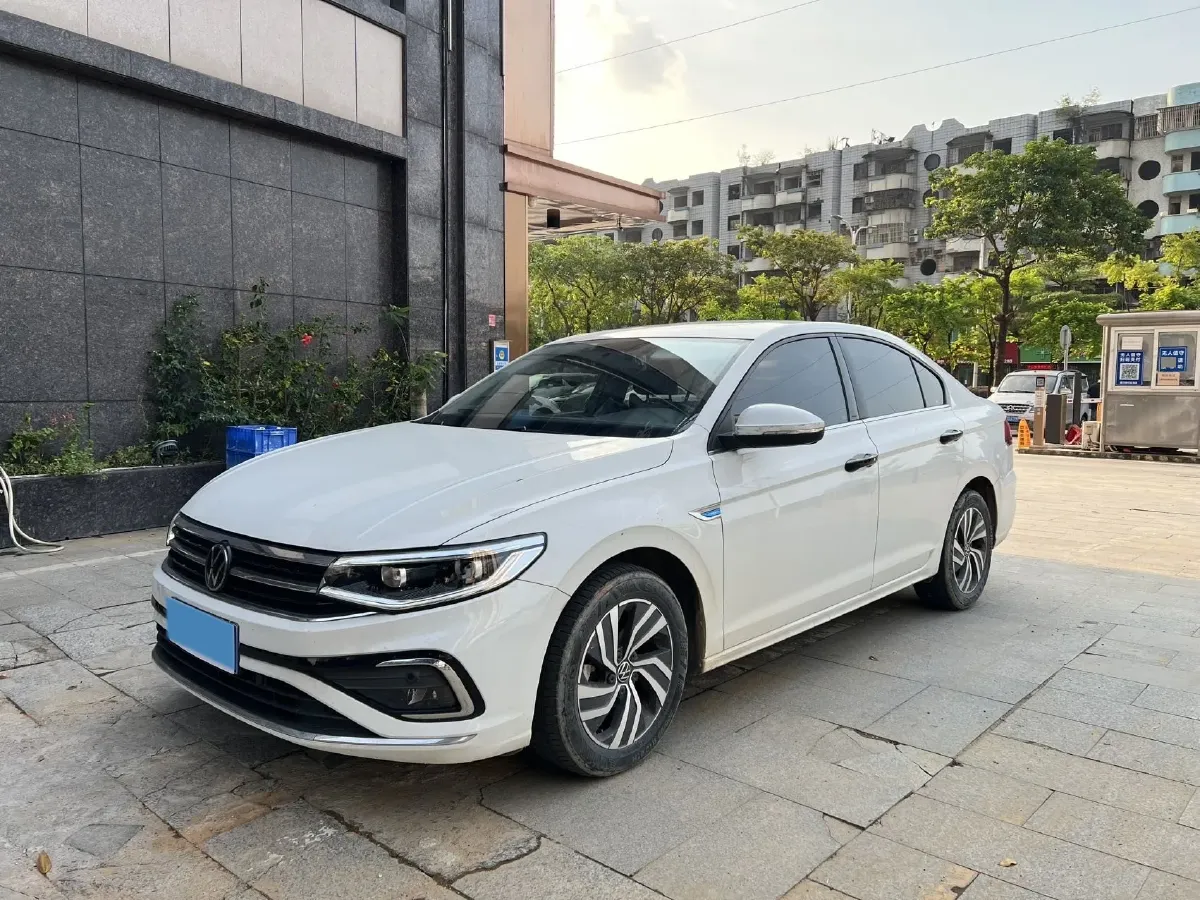 2023 Volkswagen Bora 1.2T 116HP L4 7DCT,autocango,china used car exporter,china ev exporter,chinese used car exporter,chinese used ev exporter