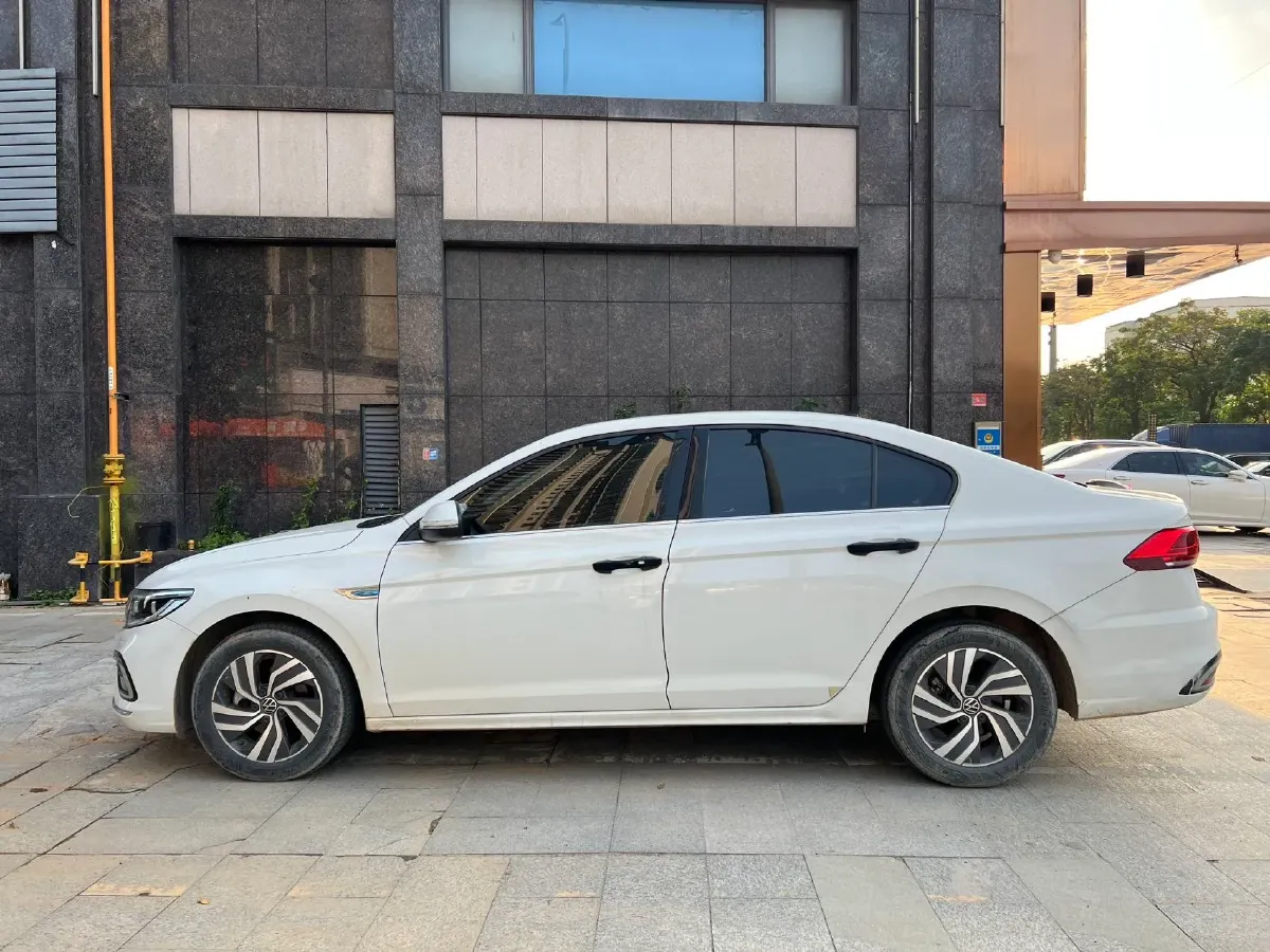 2023 Volkswagen Bora 1.2T 116HP L4 7DCT,autocango,china used car exporter,china ev exporter,chinese used car exporter,chinese used ev exporter