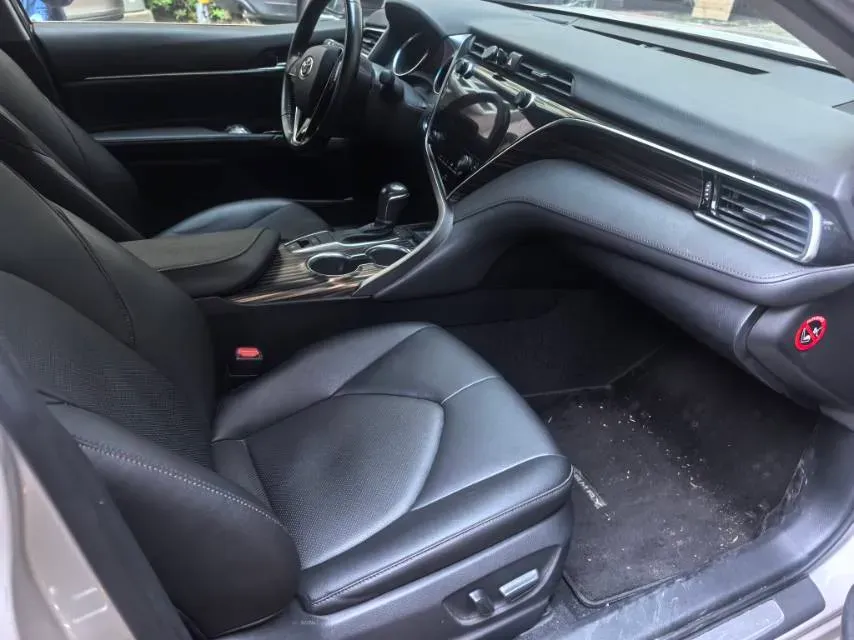 2019 Toyota Camry 2.0L 178HP L4 CVT,autocango,china used car exporter,china ev exporter,chinese used car exporter,chinese used ev exporter