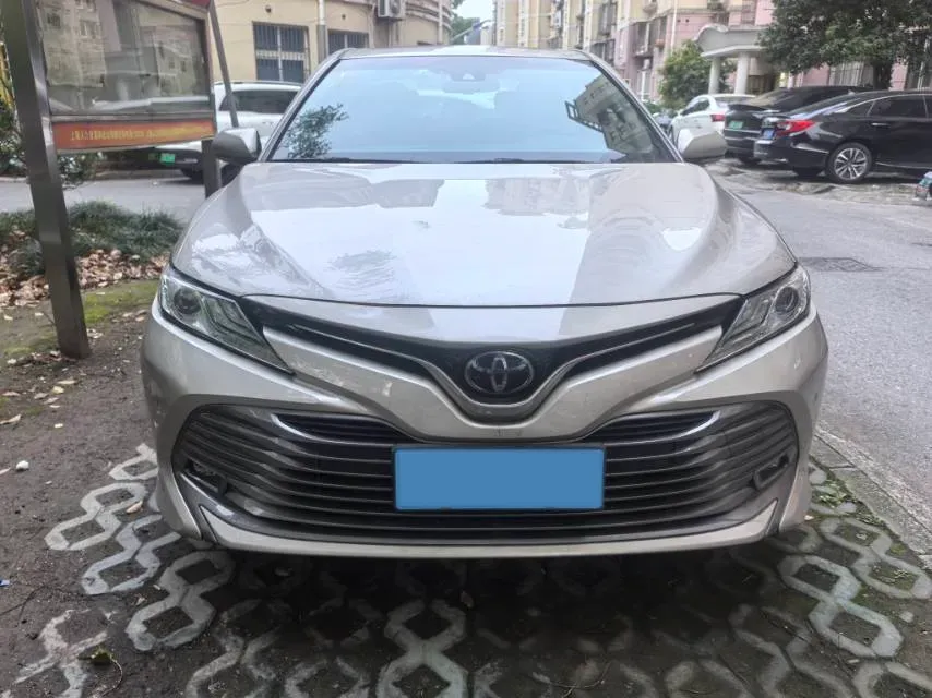 2019 Toyota Camry 2.0L 178HP L4 CVT,autocango,china used car exporter,china ev exporter,chinese used car exporter,chinese used ev exporter