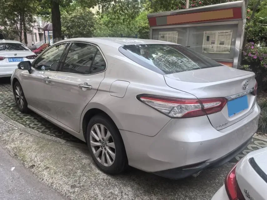 2019 Toyota Camry 2.0L 178HP L4 CVT,autocango,china used car exporter,china ev exporter,chinese used car exporter,chinese used ev exporter