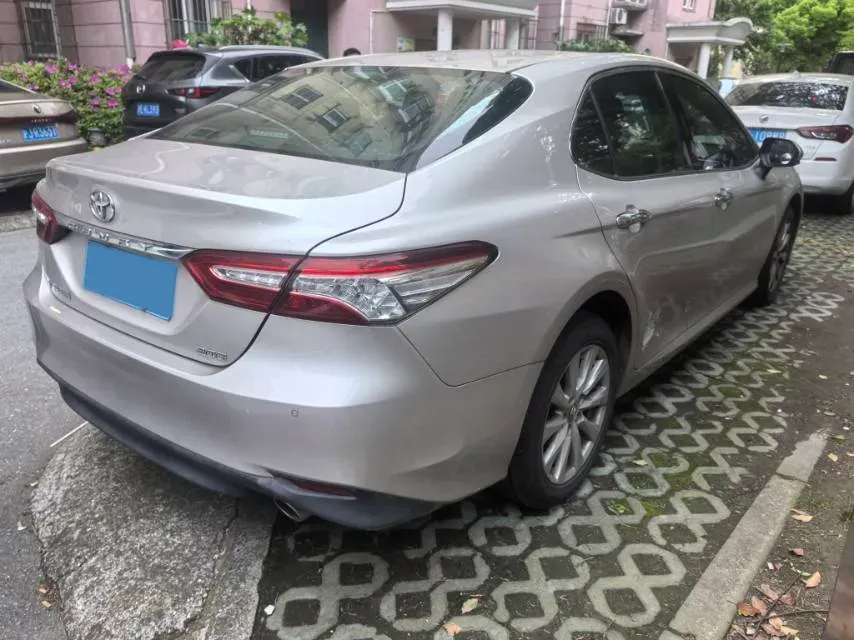 2019 Toyota Camry 2.0L 178HP L4 CVT,autocango,china used car exporter,china ev exporter,chinese used car exporter,chinese used ev exporter