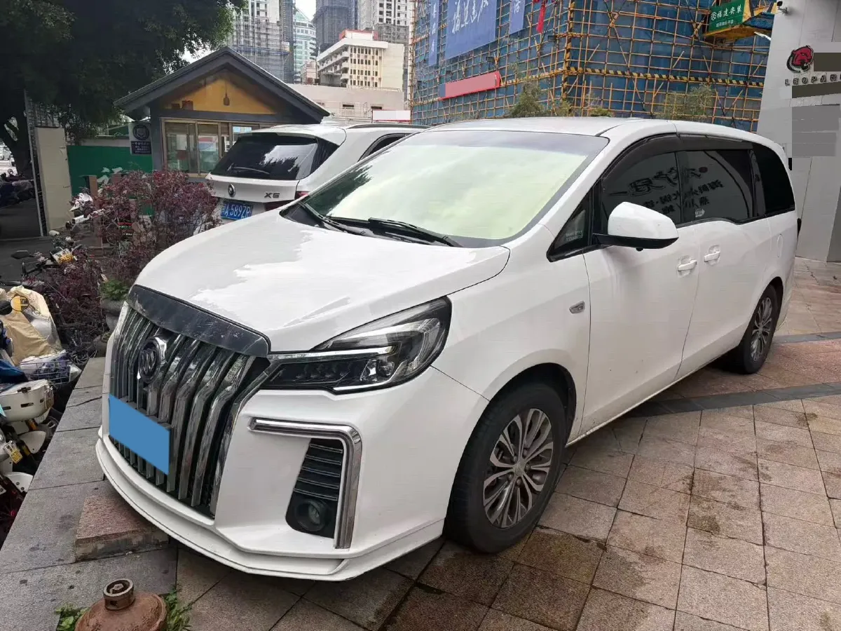 2021 Buick GL8 2.0T 237HP L4 9AT,autocango,china used car exporter,china ev exporter,chinese used car exporter,chinese used ev exporter
