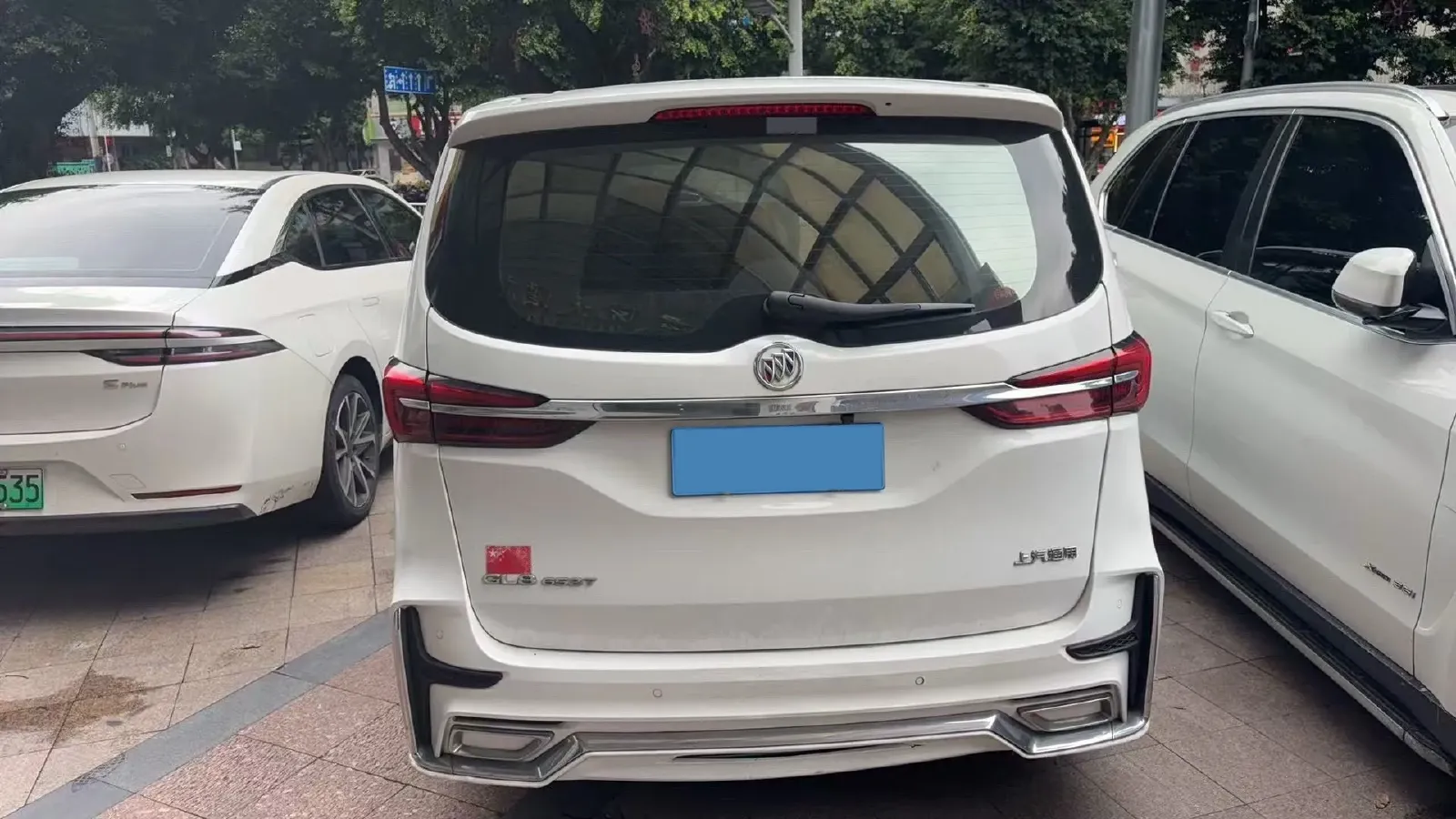 2021 Buick GL8 2.0T 237HP L4 9AT,autocango,china used car exporter,china ev exporter,chinese used car exporter,chinese used ev exporter