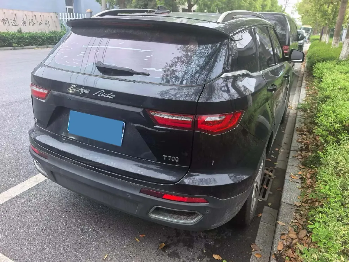 2017 Zotye T700 1.8T 177HP L4 6DCT,autocango,china used car exporter,china ev exporter,chinese used car exporter,chinese used ev exporter