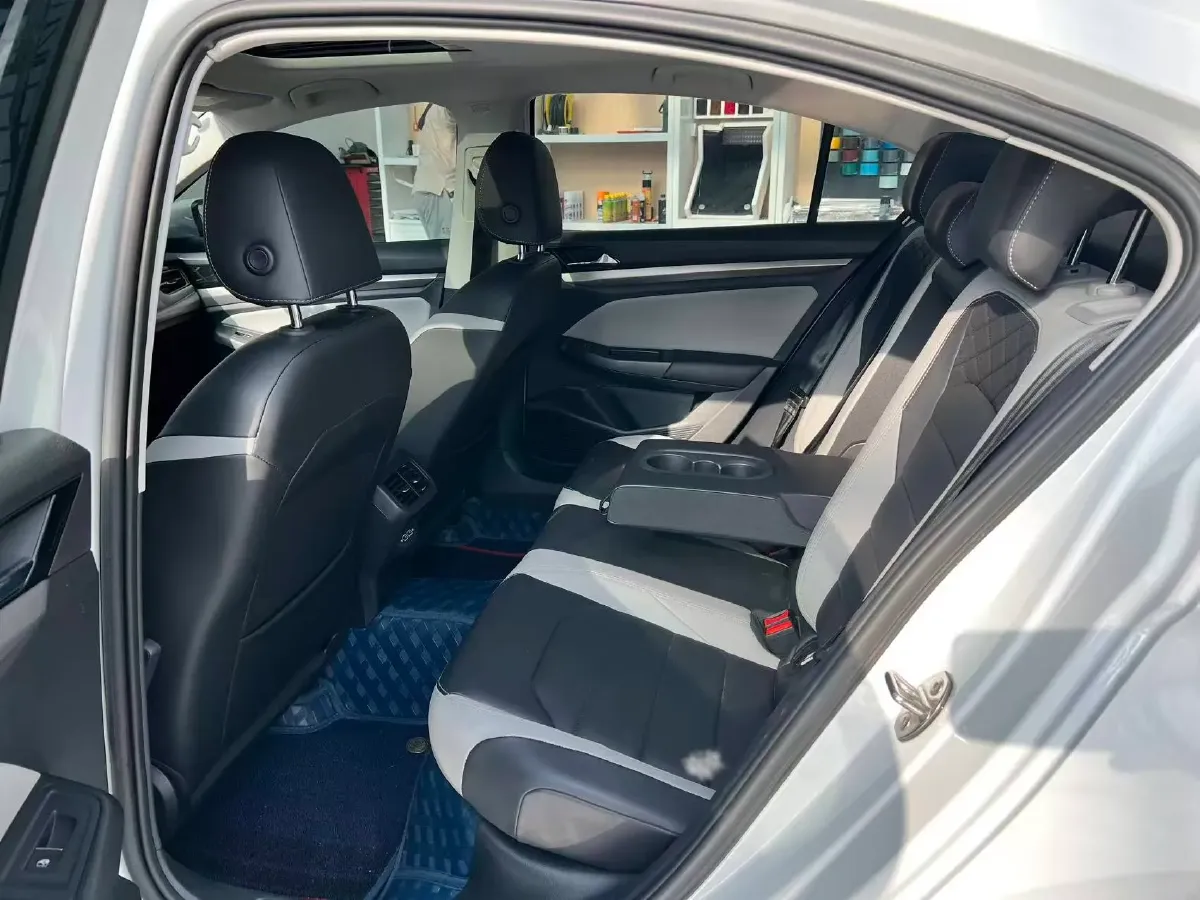 2023 Volkswagen Bora 1.5T 160HP L4 7DCT,autocango,china used car exporter,china ev exporter,chinese used car exporter,chinese used ev exporter