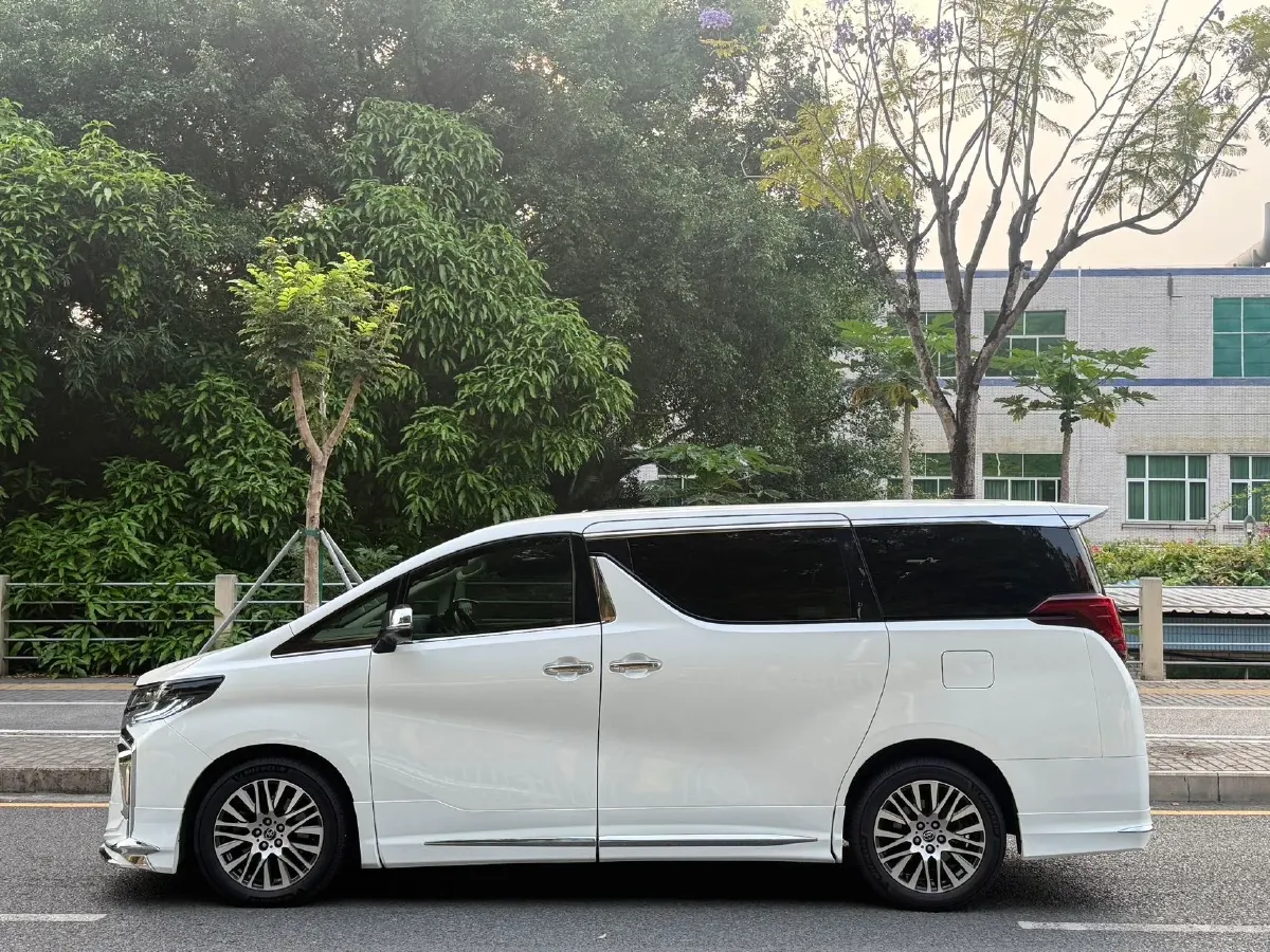 2015 Toyota Alphard 3.5L 275HP V6 6AT,autocango,china used car exporter,china ev exporter,chinese used car exporter,chinese used ev exporter
