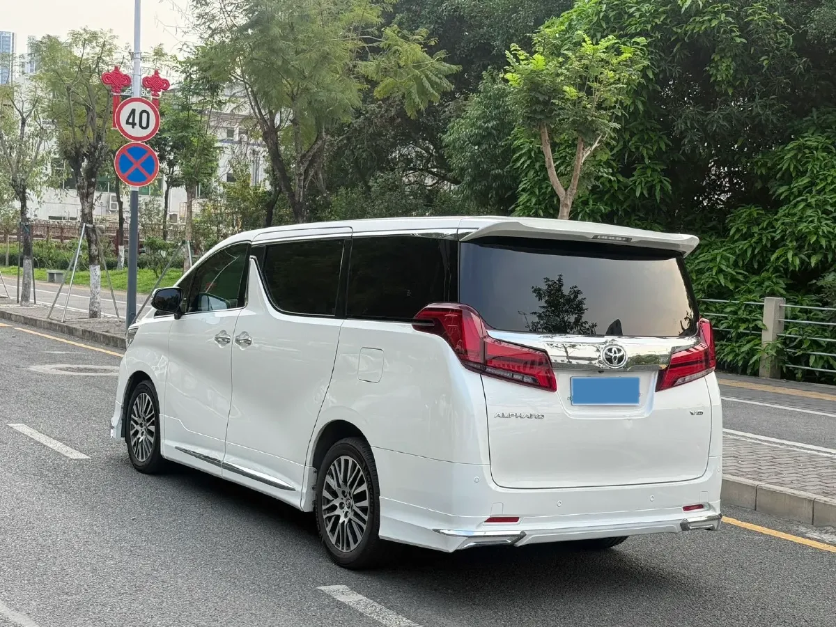 2015 Toyota Alphard 3.5L 275HP V6 6AT,autocango,china used car exporter,china ev exporter,chinese used car exporter,chinese used ev exporter