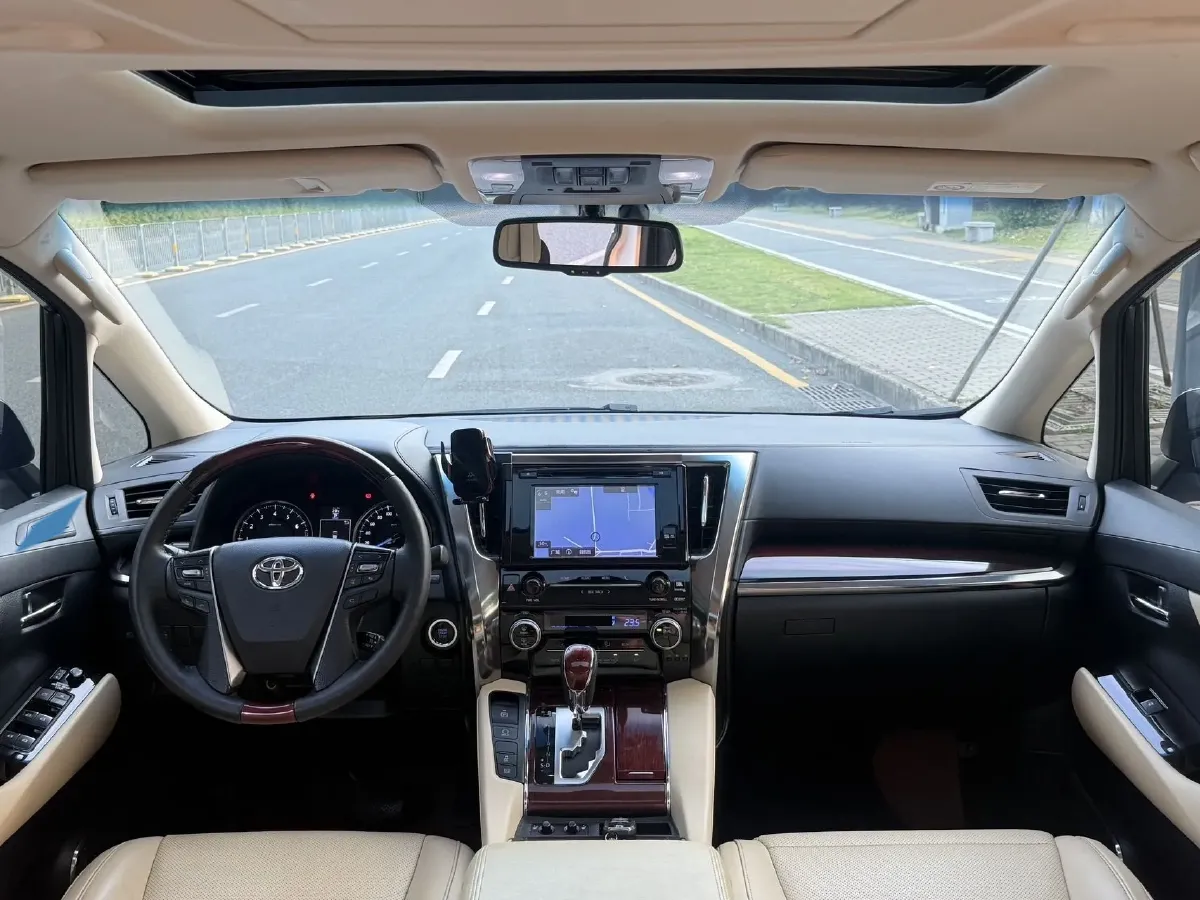 2015 Toyota Alphard 3.5L 275HP V6 6AT,autocango,china used car exporter,china ev exporter,chinese used car exporter,chinese used ev exporter