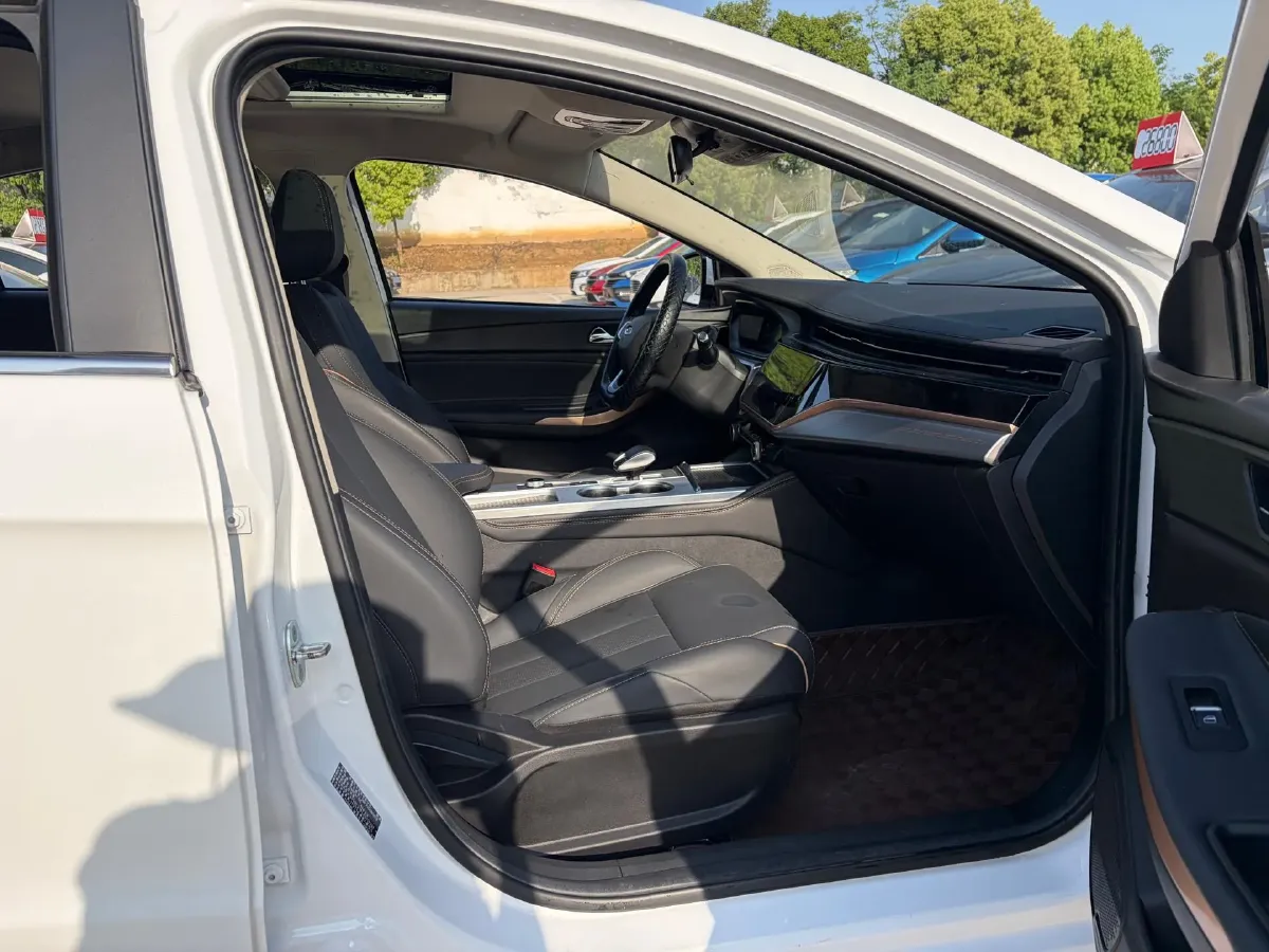 2023 Chery Arrizo 5 Plus 1.5T 156HP L4 CVT,autocango,china used car exporter,china ev exporter,chinese used car exporter,chinese used ev exporter