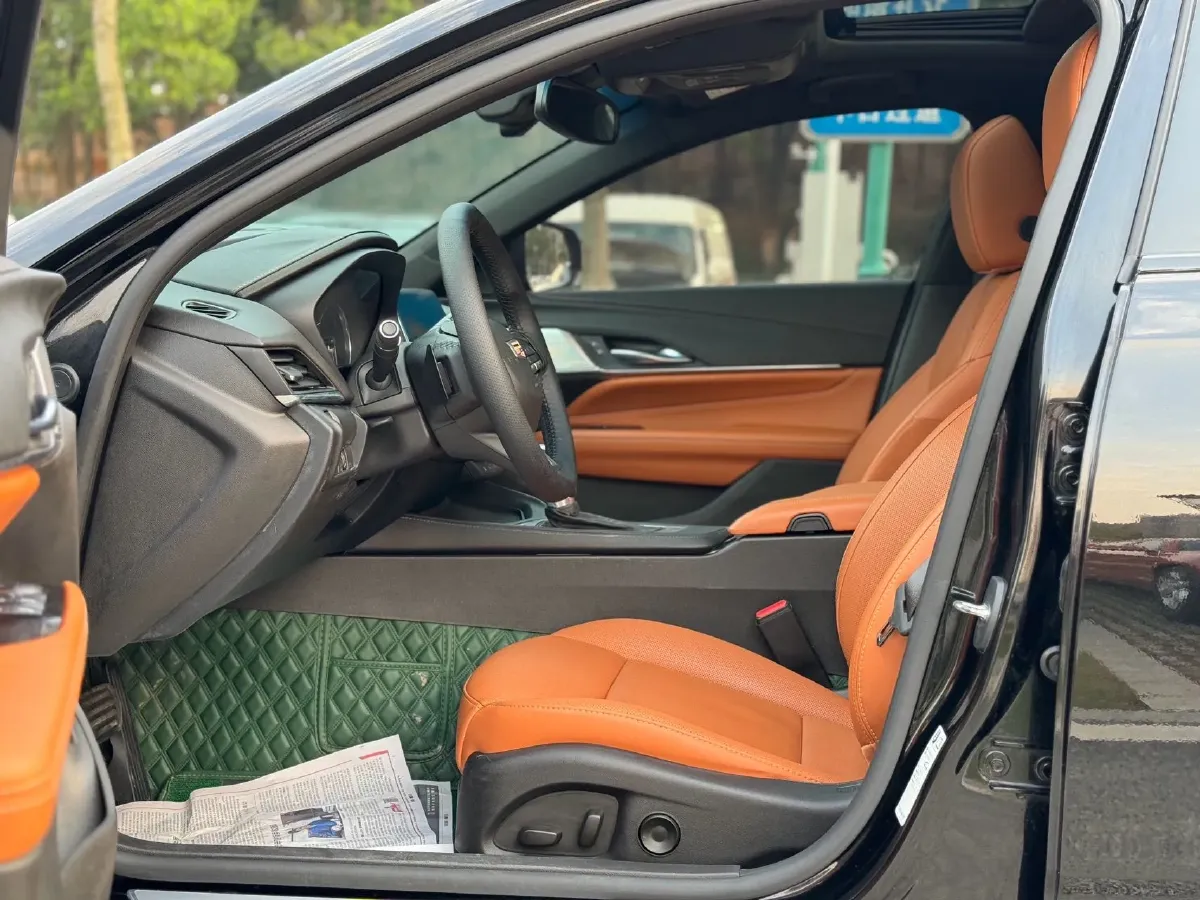 2021 Cadillac CT4 2.0T 237HP L4 8AT,autocango,china used car exporter,china ev exporter,chinese used car exporter,chinese used ev exporter