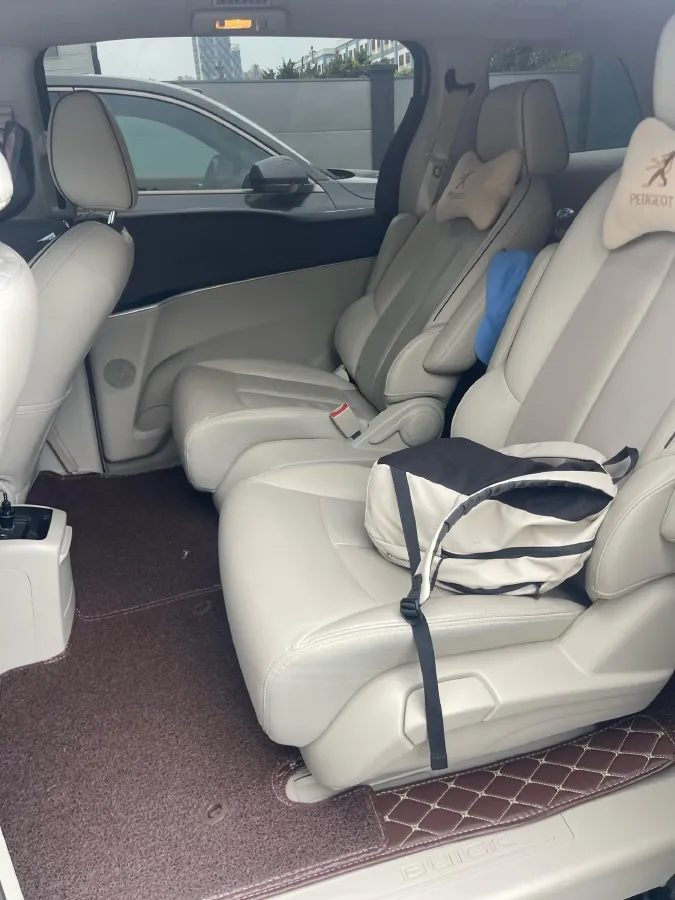 2020 Buick GL8 2.0T 237HP L4 9AT,autocango,china used car exporter,china ev exporter,chinese used car exporter,chinese used ev exporter