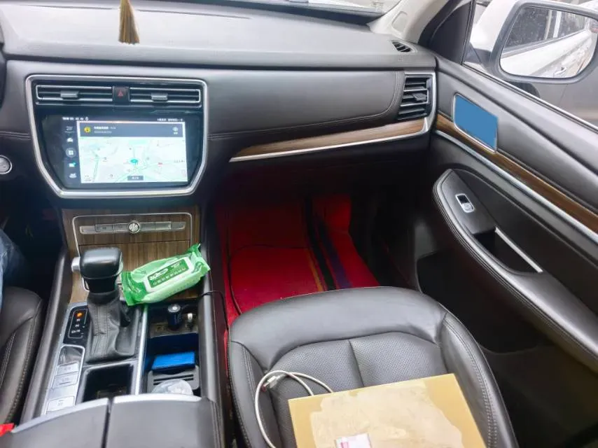 2019 Roewe RX8 2.0T 222HP L4 6AT,autocango,china used car exporter,china ev exporter,chinese used car exporter,chinese used ev exporter