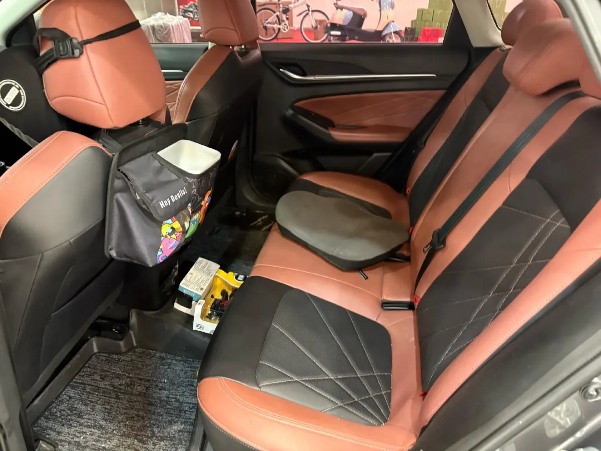 2023 ChangAn Eado 1.4T 160HP L4 7DCT,autocango,china used car exporter,china ev exporter,chinese used car exporter,chinese used ev exporter