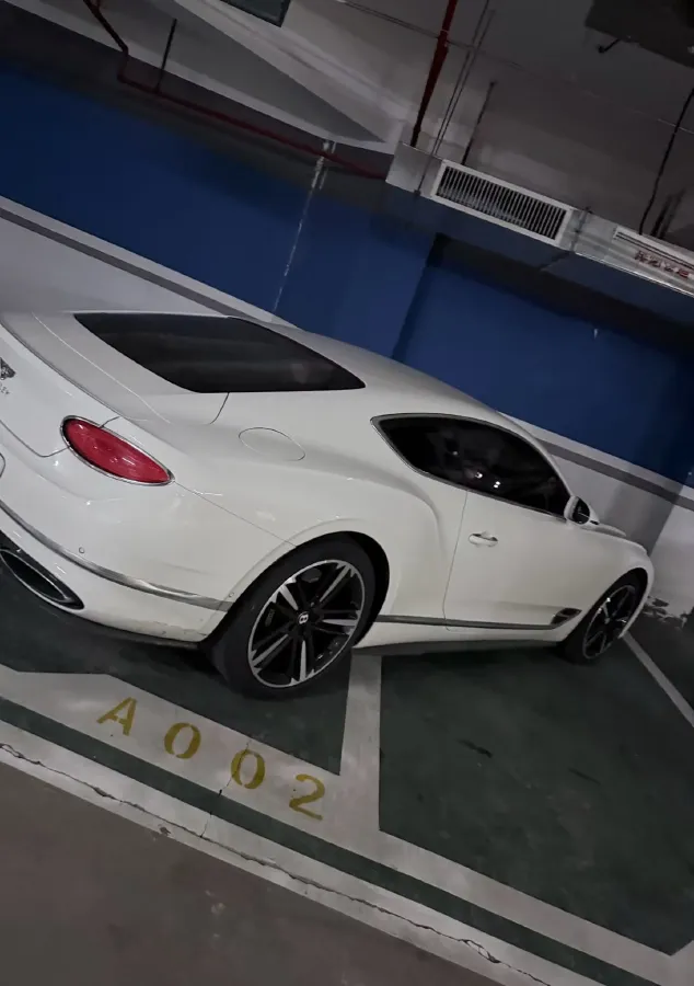 2021 Bentley Continental 6.0T 635HP W12 8DCT,autocango,china used car exporter,china ev exporter,chinese used car exporter,chinese used ev exporter