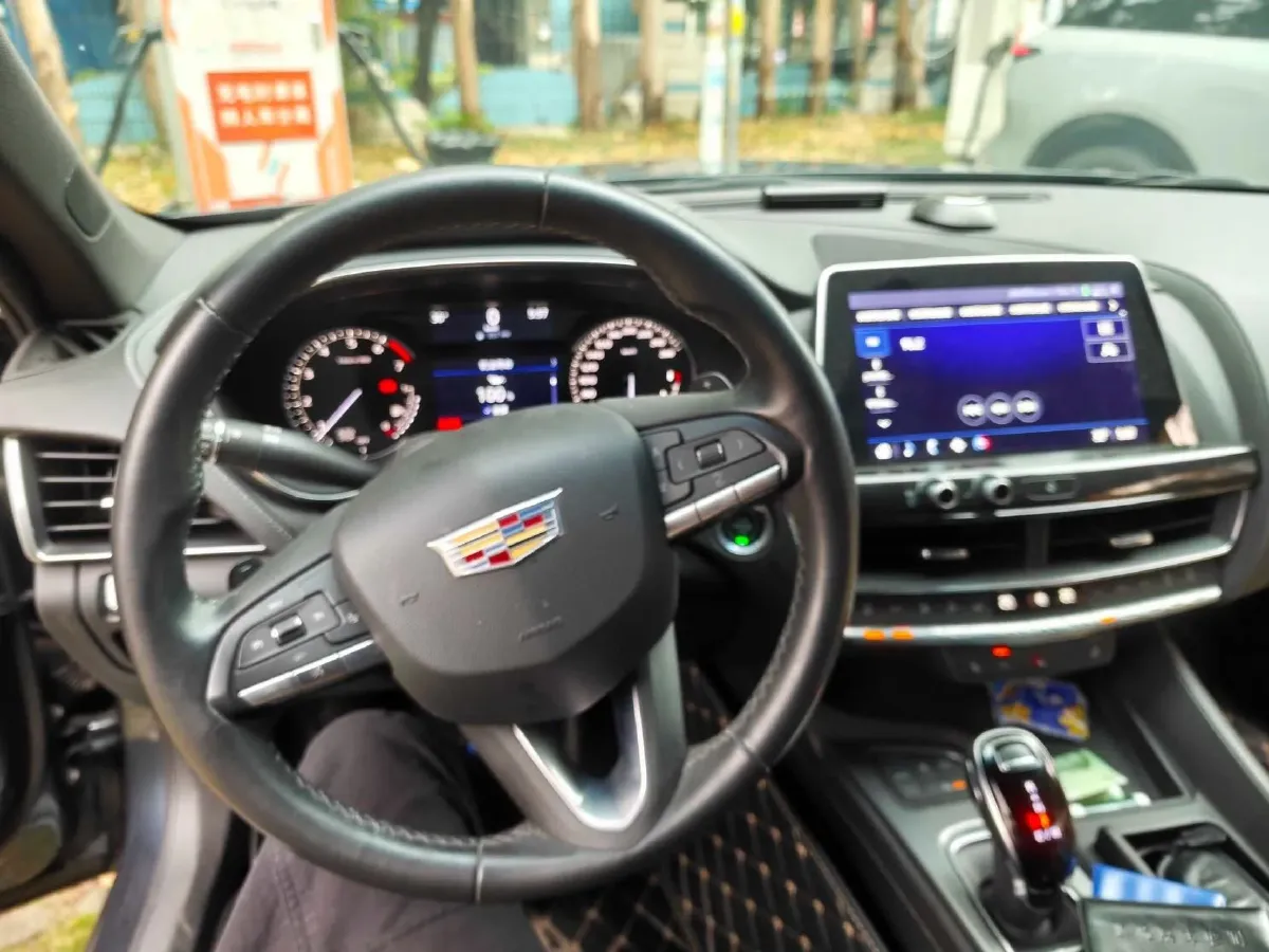 2021 Cadillac CT5 2.0T 237HP L4 10AT,autocango,china used car exporter,china ev exporter,chinese used car exporter,chinese used ev exporter