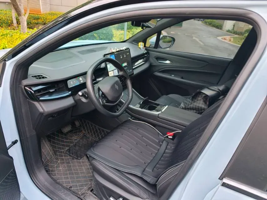 2023 Livan 7 BEV 50.4KWH,autocango,china used car exporter,china ev exporter,chinese used car exporter,chinese used ev exporter