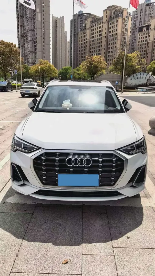 2022 Audi Q3 1.4T 150HP L4 7DCT,autocango,china used car exporter,china ev exporter,chinese used car exporter,chinese used ev exporter