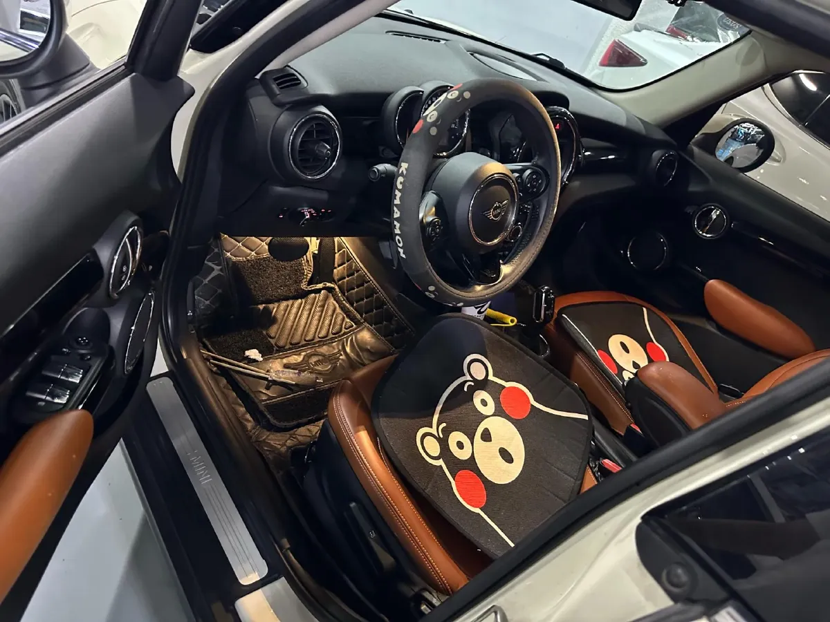 2019 MINI MINI 1.5T 102HP L3 7DCT,autocango,china used car exporter,china ev exporter,chinese used car exporter,chinese used ev exporter