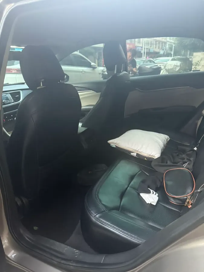 2019 Buick Excelle 1.0T 125HP L3 6DCT,autocango,china used car exporter,china ev exporter,chinese used car exporter,chinese used ev exporter