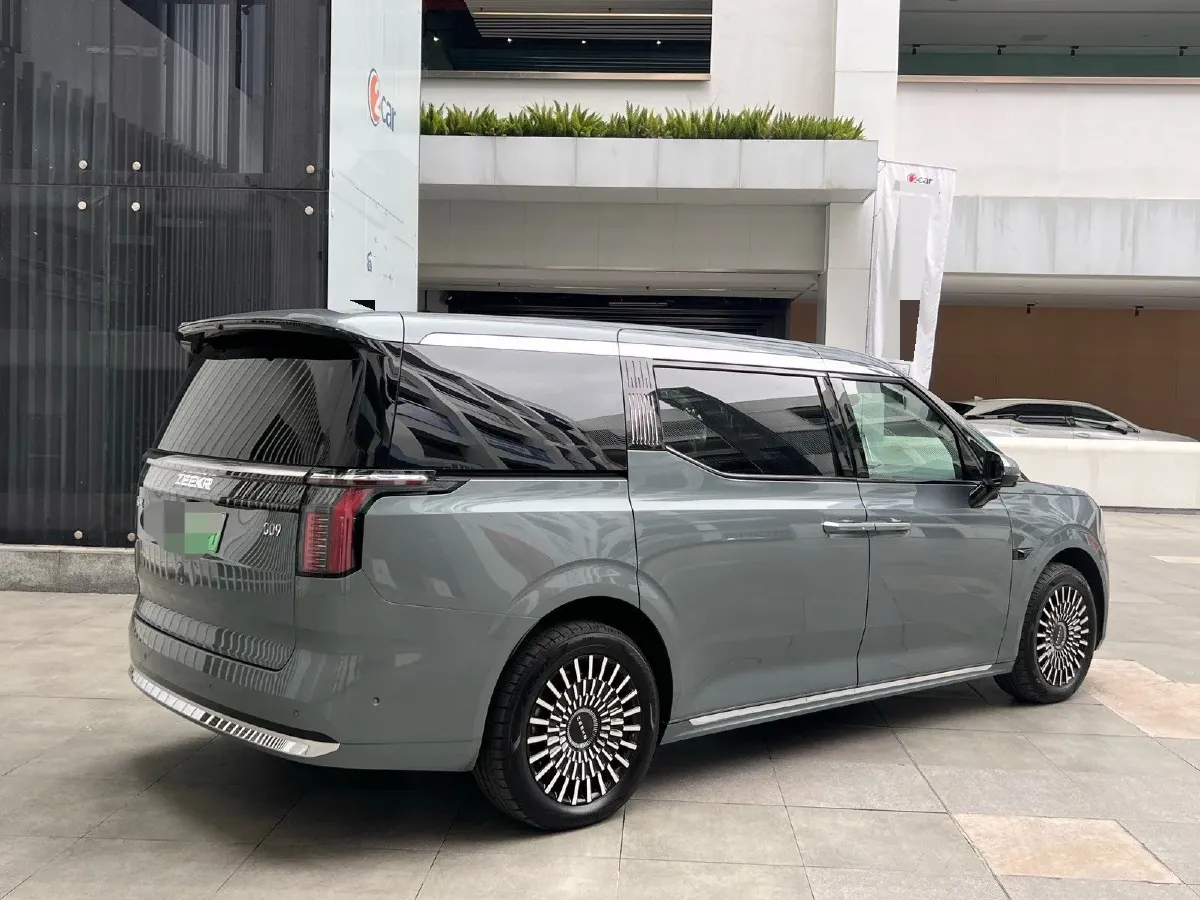 2024 Zeekr 009 BEV 108KWH,autocango,china used car exporter,china ev exporter,chinese used car exporter,chinese used ev exporter