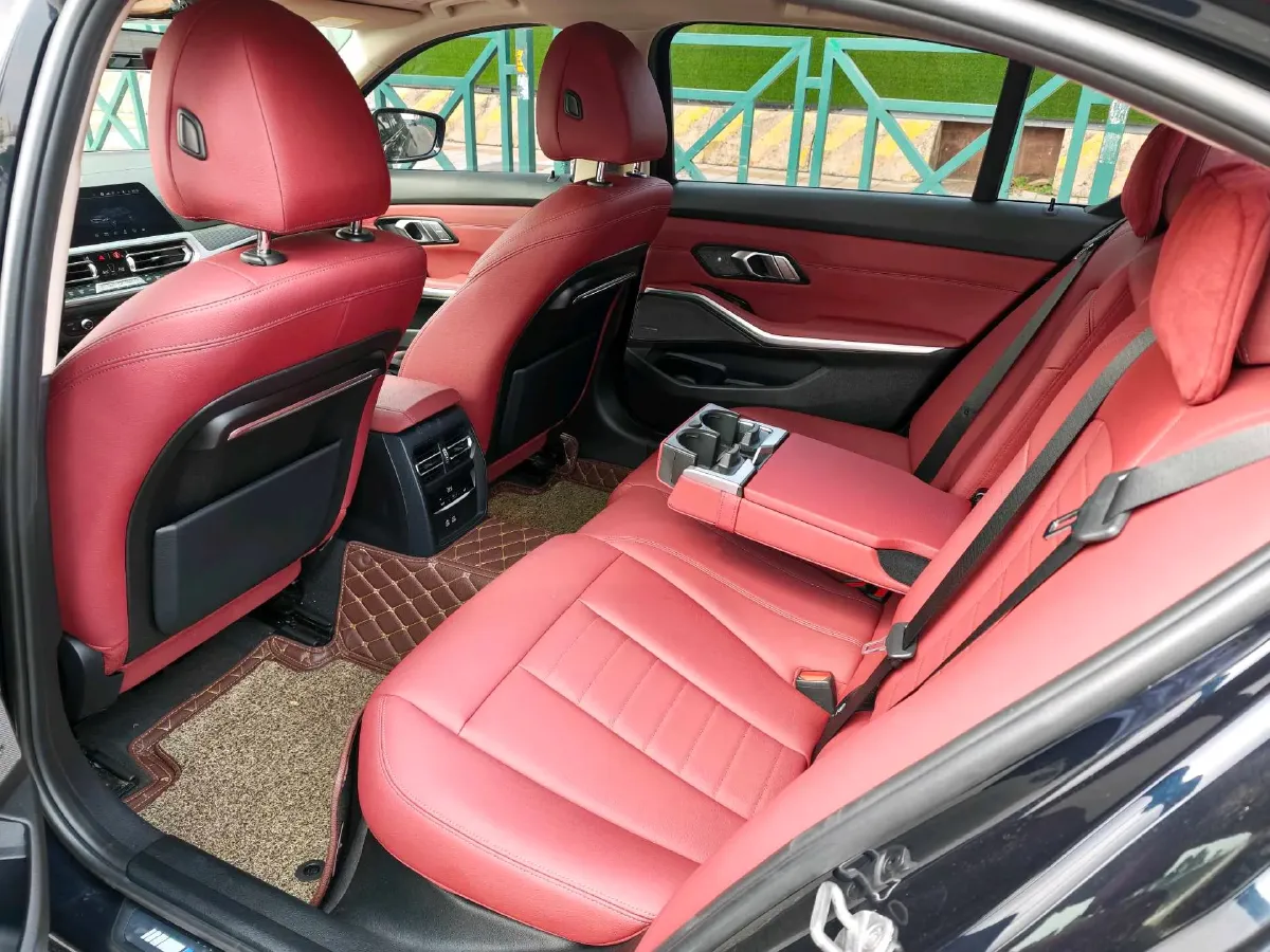 2021 BMW 3 Series 2.0T 258HP L4 8AT,autocango,china used car exporter,china ev exporter,chinese used car exporter,chinese used ev exporter