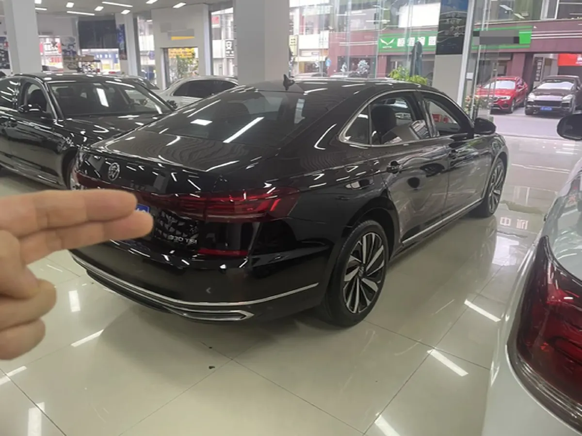 2023 Volkswagen Passat 2.0T 186HP L4 7DCT,autocango,china used car exporter,china ev exporter,chinese used car exporter,chinese used ev exporter