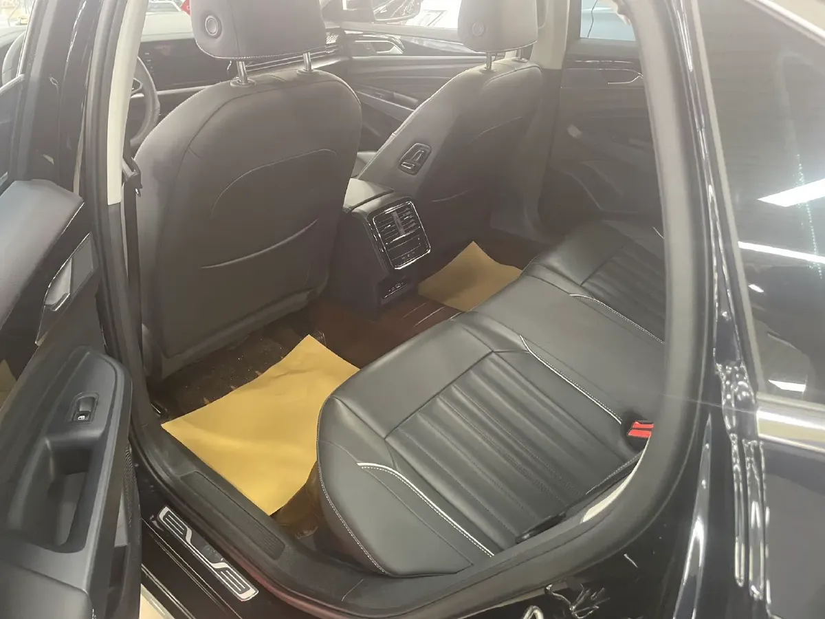 2023 Volkswagen Passat 2.0T 186HP L4 7DCT,autocango,china used car exporter,china ev exporter,chinese used car exporter,chinese used ev exporter