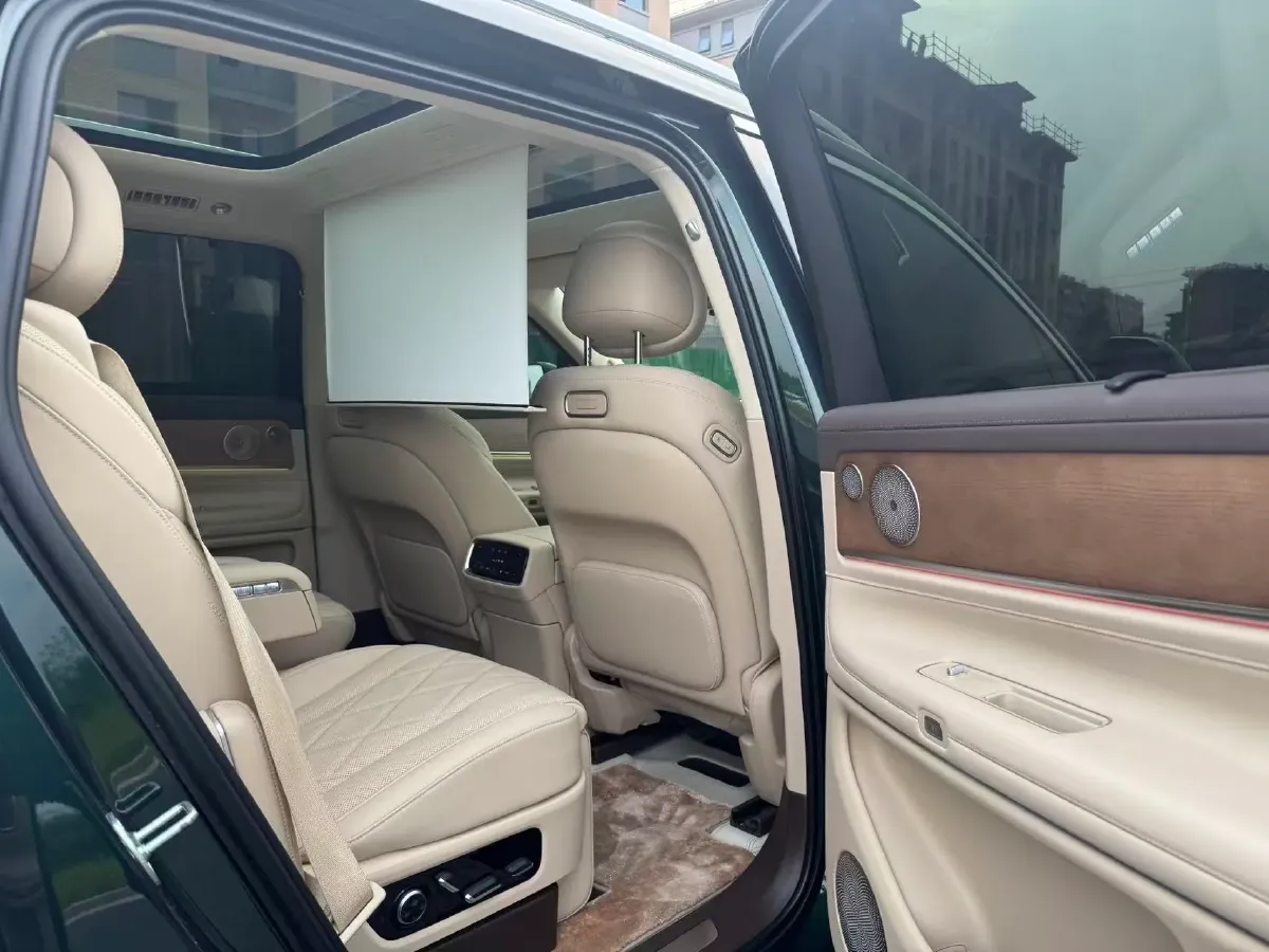 2024 AITO AITO M9 1.5T 152HP L4 REEV 42KWH,autocango,china used car exporter,china ev exporter,chinese used car exporter,chinese used ev exporter