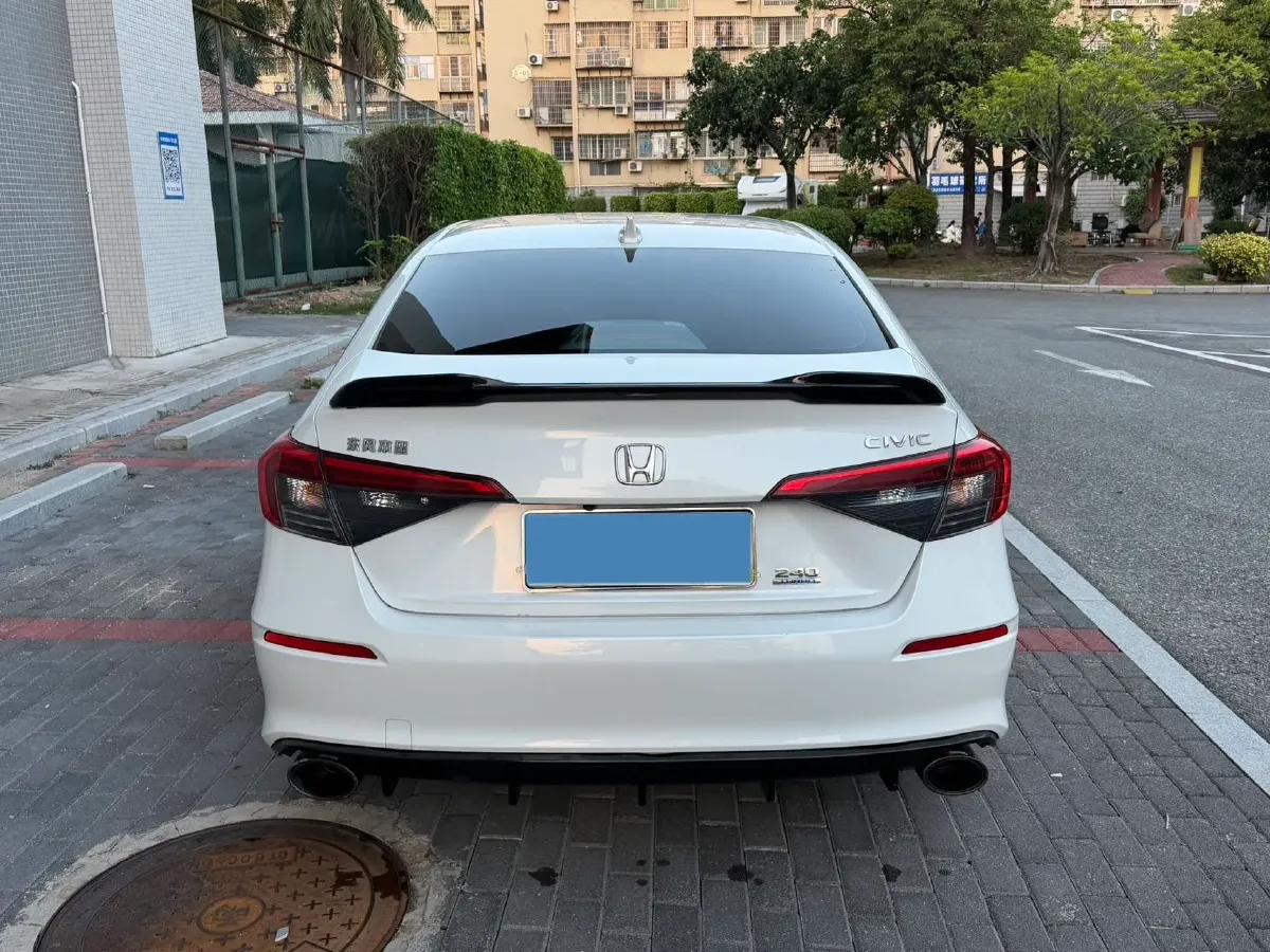 2025 Honda Civic 1.5T 182HP L4 CVT,autocango,china used car exporter,china ev exporter,chinese used car exporter,chinese used ev exporter