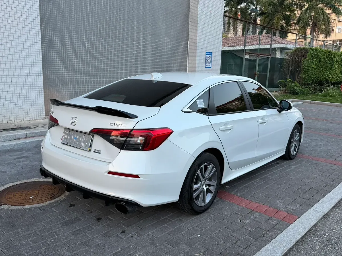 2025 Honda Civic 1.5T 182HP L4 CVT,autocango,china used car exporter,china ev exporter,chinese used car exporter,chinese used ev exporter