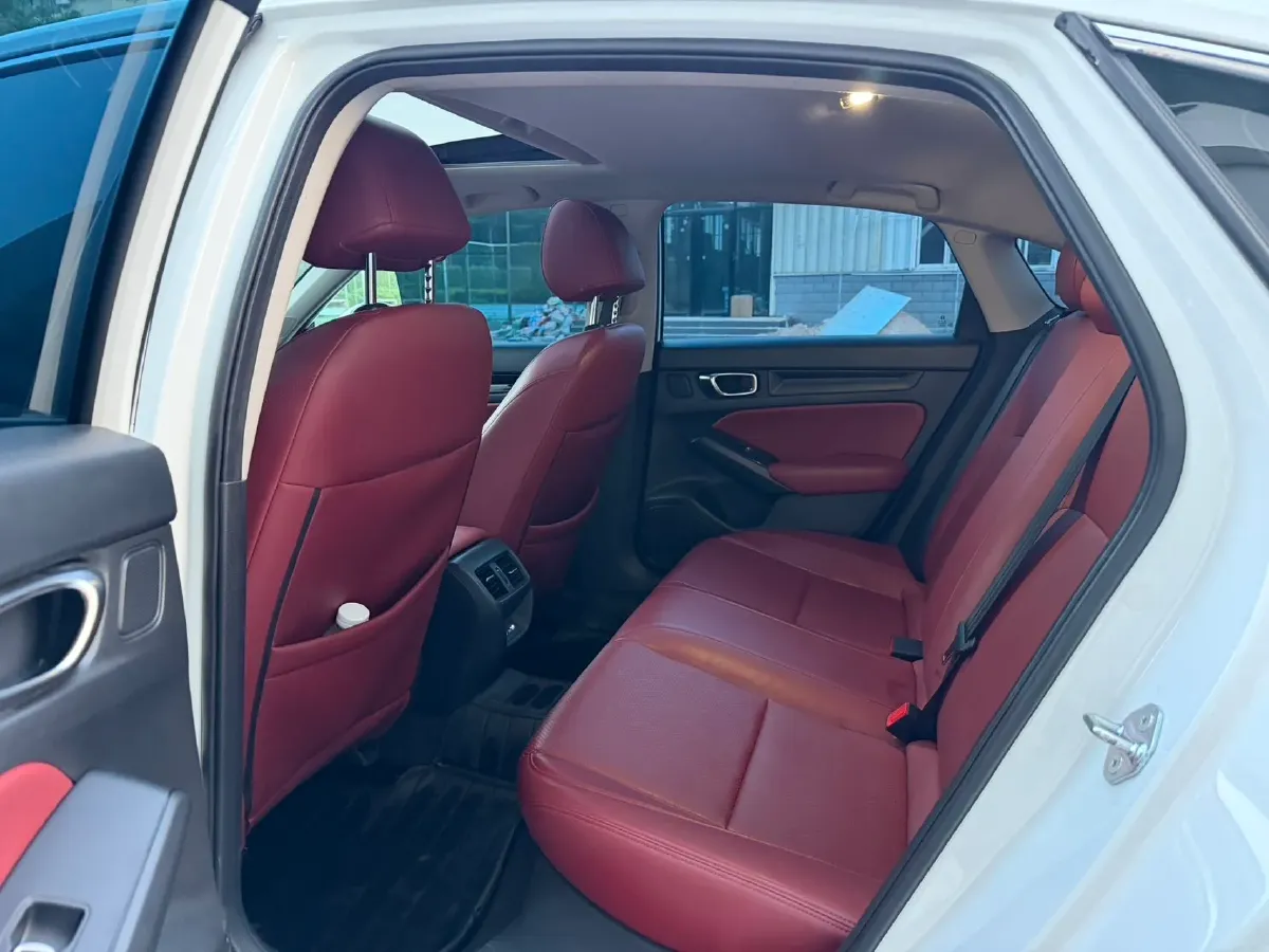 2025 Honda Civic 1.5T 182HP L4 CVT,autocango,china used car exporter,china ev exporter,chinese used car exporter,chinese used ev exporter