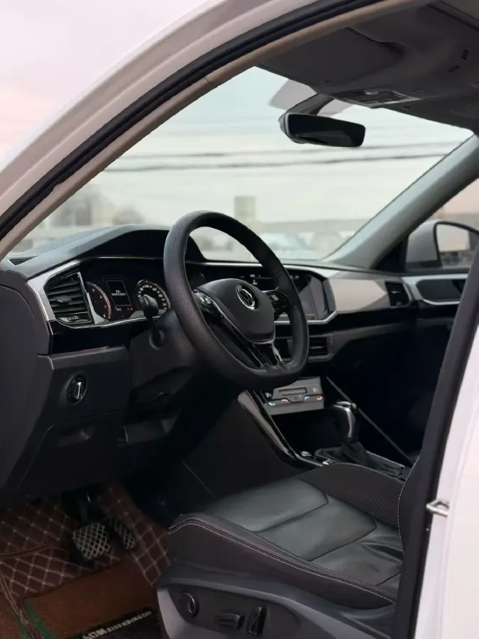 2020 Volkswagen Tayron 2.0T 186HP L4 7DCT,autocango,china used car exporter,china ev exporter,chinese used car exporter,chinese used ev exporter