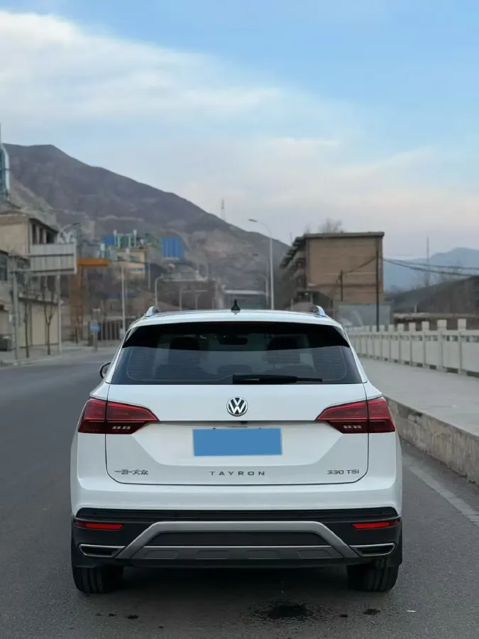 2020 Volkswagen Tayron 2.0T 186HP L4 7DCT,autocango,china used car exporter,china ev exporter,chinese used car exporter,chinese used ev exporter