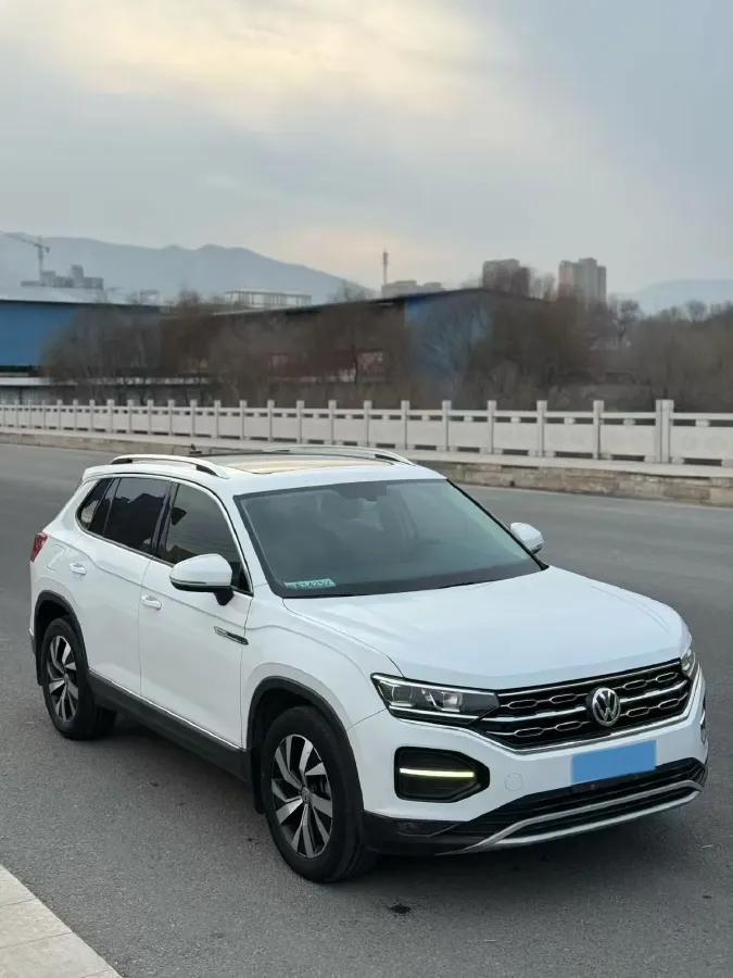 2020 Volkswagen Tayron 2.0T 186HP L4 7DCT,autocango,china used car exporter,china ev exporter,chinese used car exporter,chinese used ev exporter