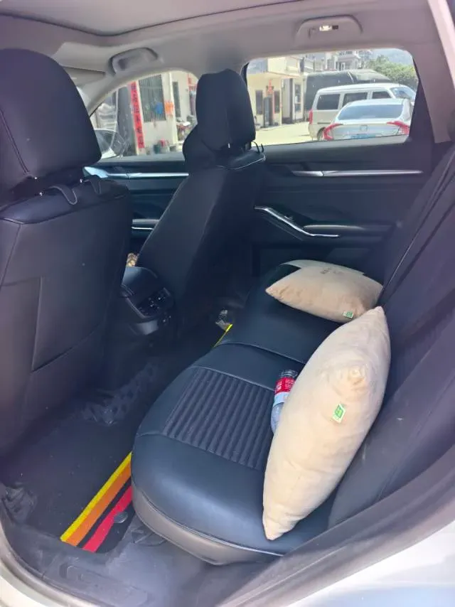 2022 Haval H6 1.5T 184HP L4 7DCT,autocango,china used car exporter,china ev exporter,chinese used car exporter,chinese used ev exporter