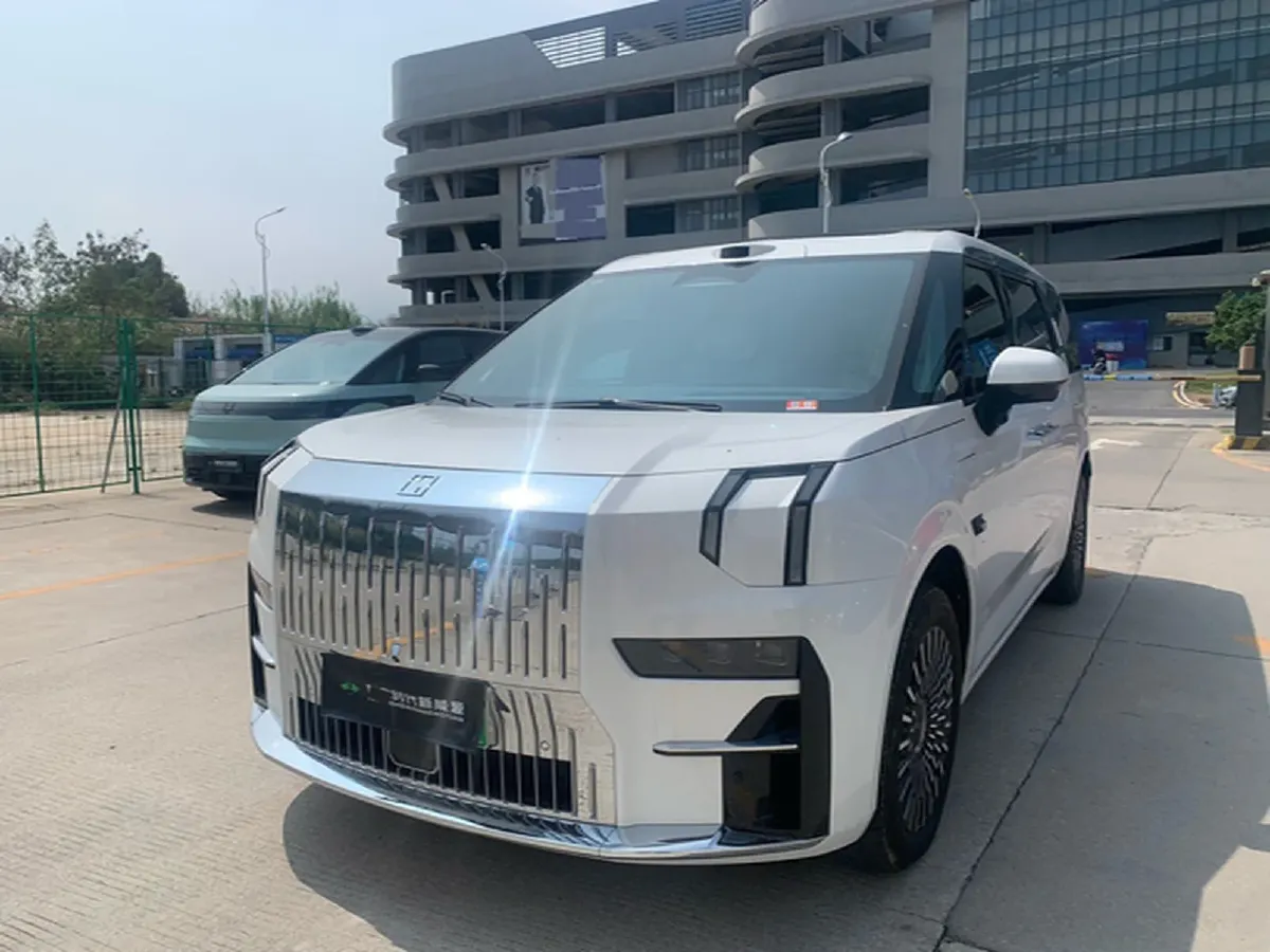 2024 Zeekr 009 BEV 108KWH,autocango,china used car exporter,china ev exporter,chinese used car exporter,chinese used ev exporter