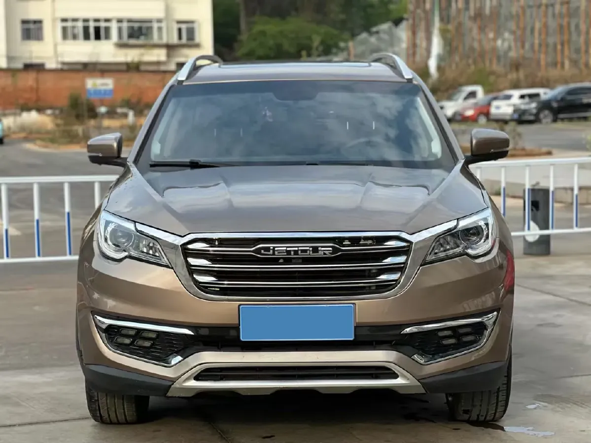 2018 SWM X7 1.8L 137HP L4 5MT,autocango,china used car exporter,china ev exporter,chinese used car exporter,chinese used ev exporter