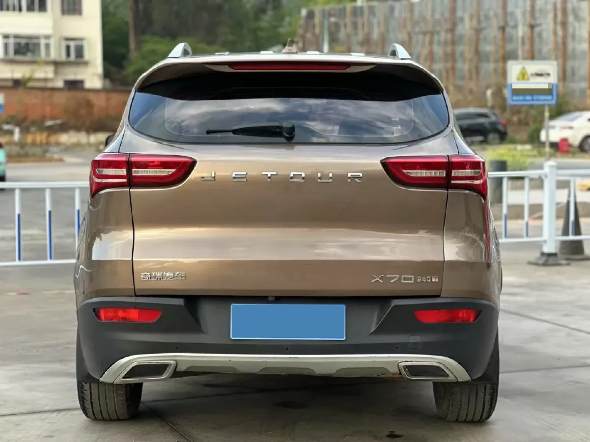 2018 SWM X7 1.8L 137HP L4 5MT,autocango,china used car exporter,china ev exporter,chinese used car exporter,chinese used ev exporter