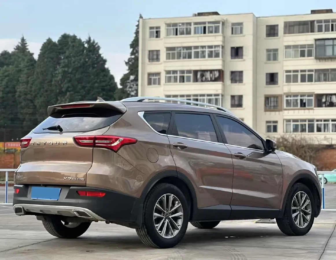 2018 SWM X7 1.8L 137HP L4 5MT,autocango,china used car exporter,china ev exporter,chinese used car exporter,chinese used ev exporter