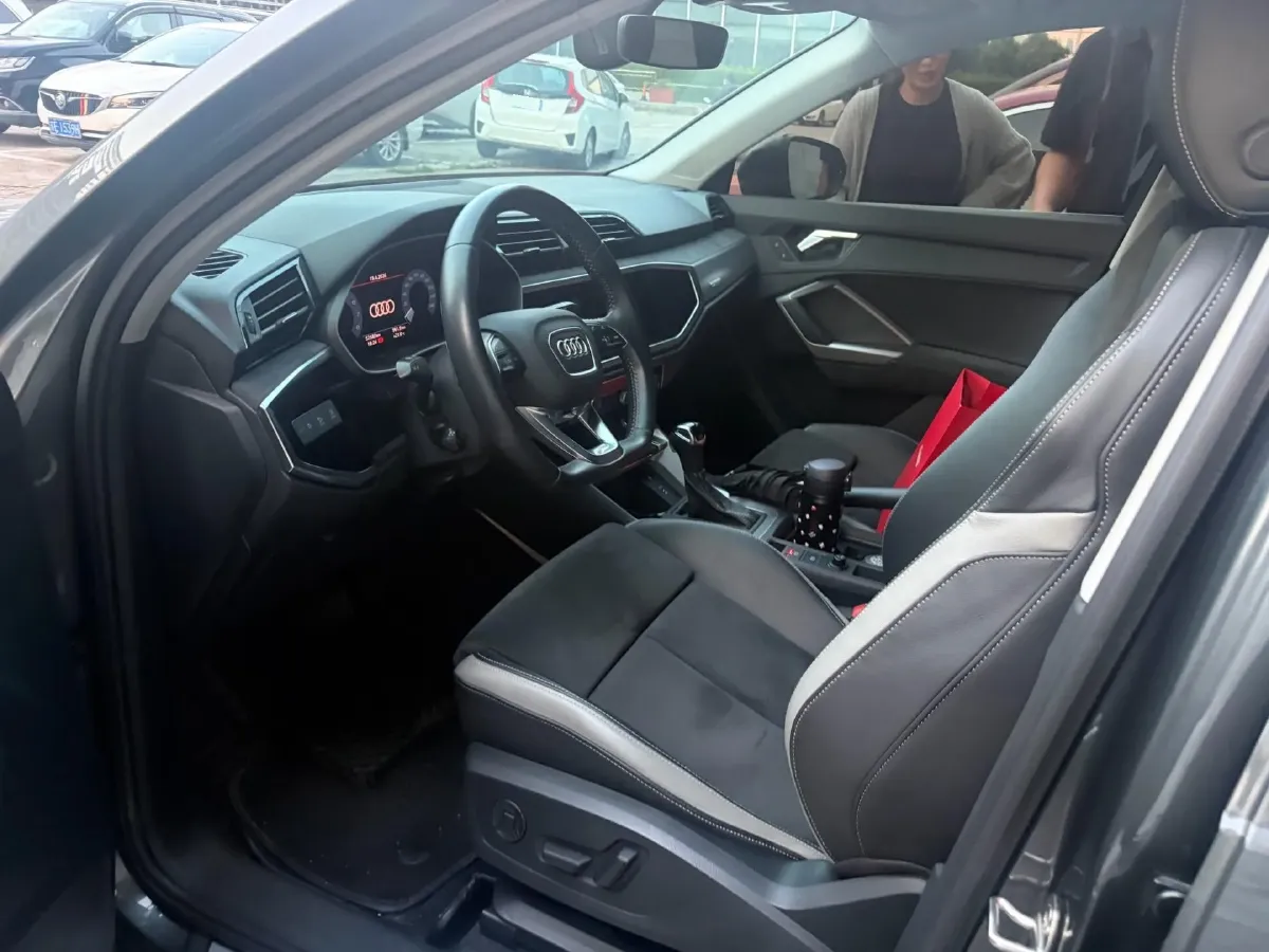 2019 Audi Q3 1.4T 150HP L4 7DCT,autocango,china used car exporter,china ev exporter,chinese used car exporter,chinese used ev exporter